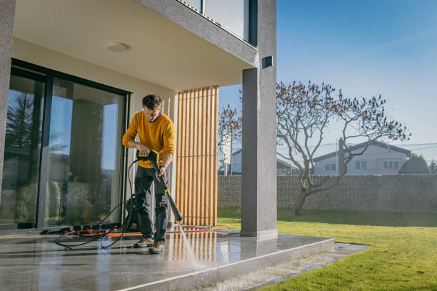 Animal Enclosure Cleaning in East Basin, UT